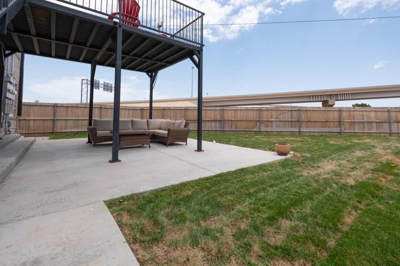Dragon On Taylor St Amarillo Exterior foto